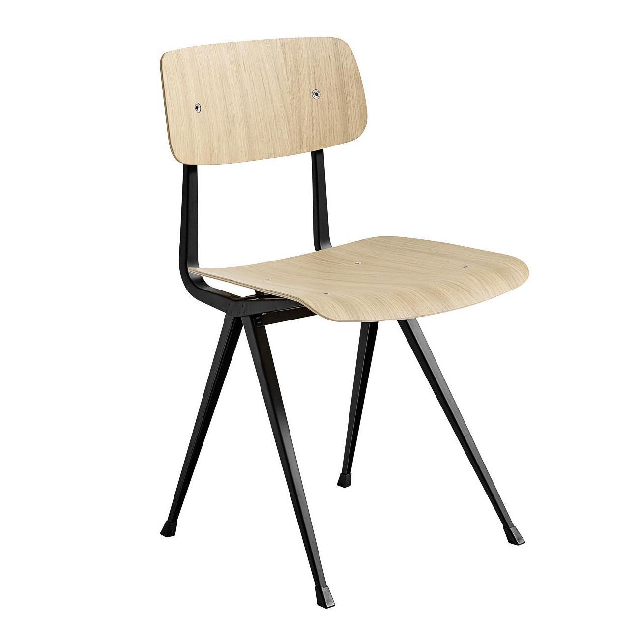 HAY - Result Stuhl Gestell schwarz - eiche/lackiert wasserbasiert/Gestell Stahl schwarz pulverbeschichtet/BxHxT 45,5x81x48,5cm