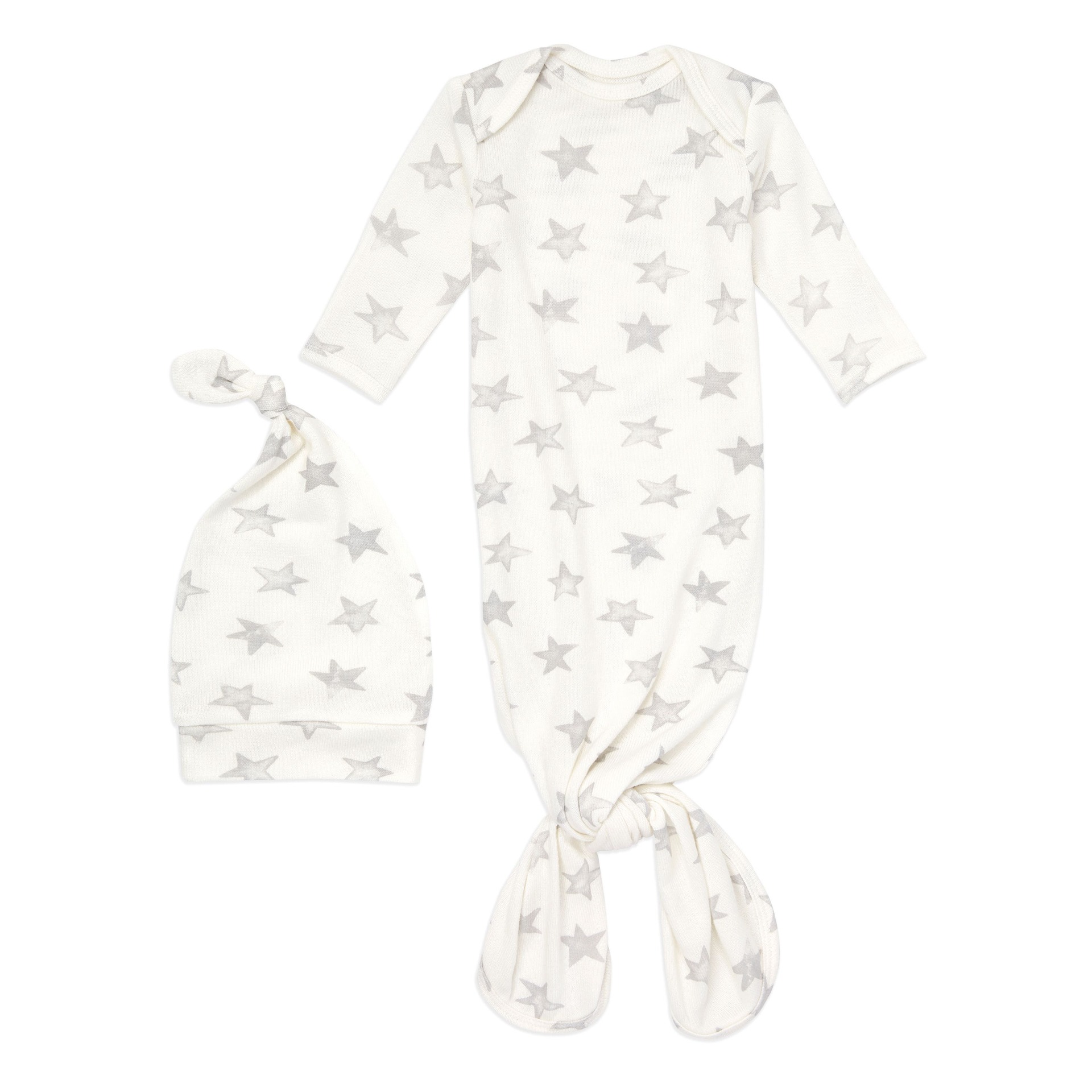 snuggle knit™ newborn gown + hat set star