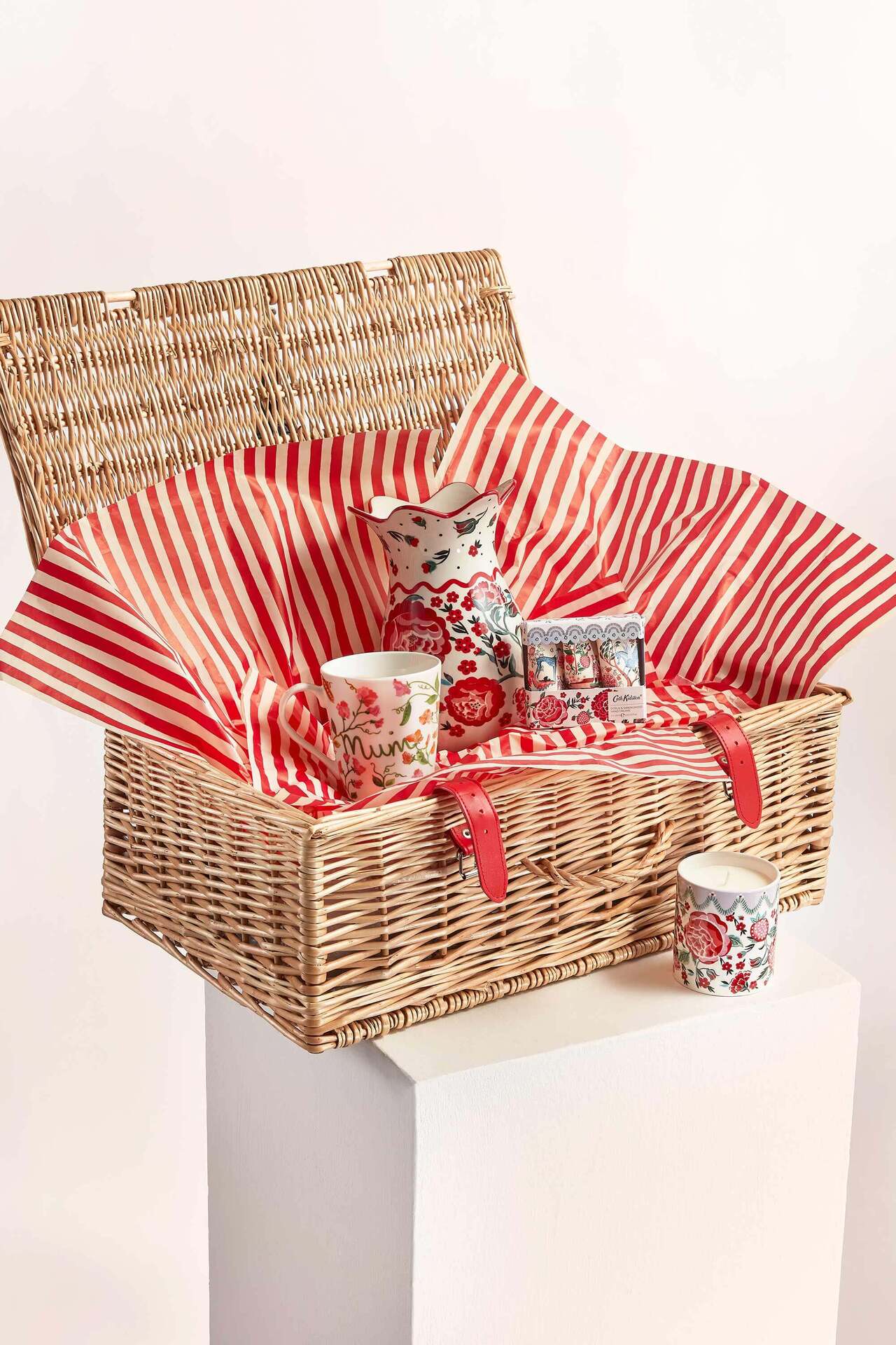 Cath Kidston To Mum With Love Hamper in Brown, Solid